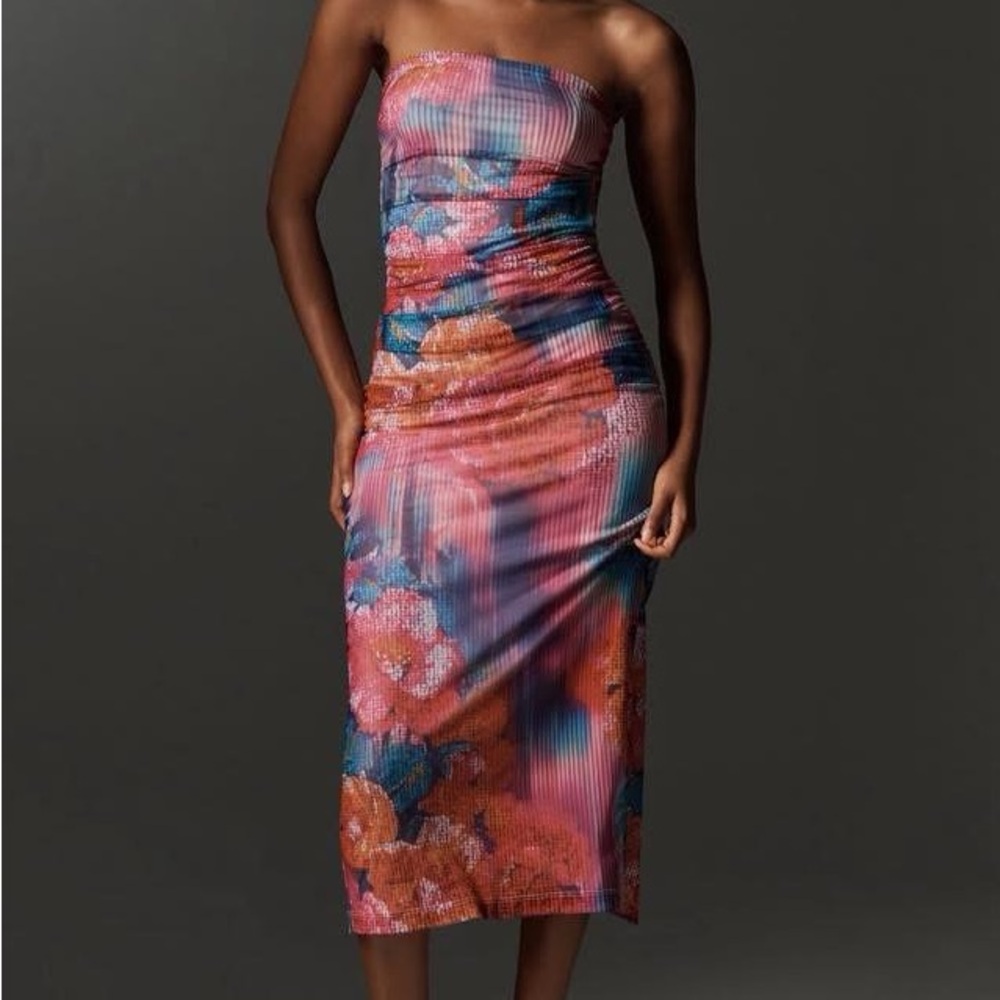 Strapless Floral Bodycon Midi Dress in Multi-Color